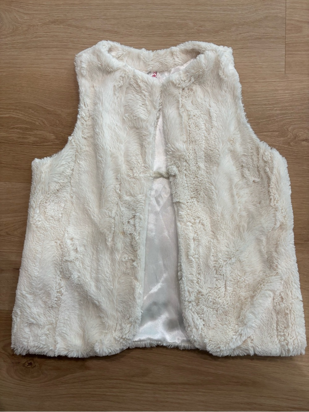 Beautees Satin-Lined Cream Faux Fur Vest